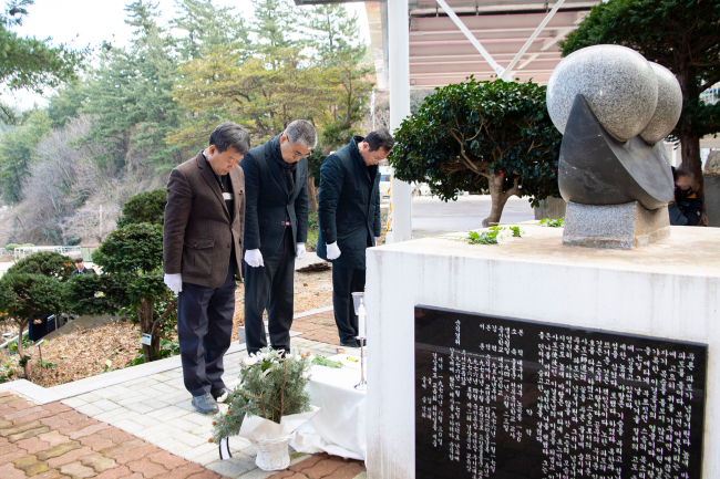 제48주기 故이경종 교사 추모식